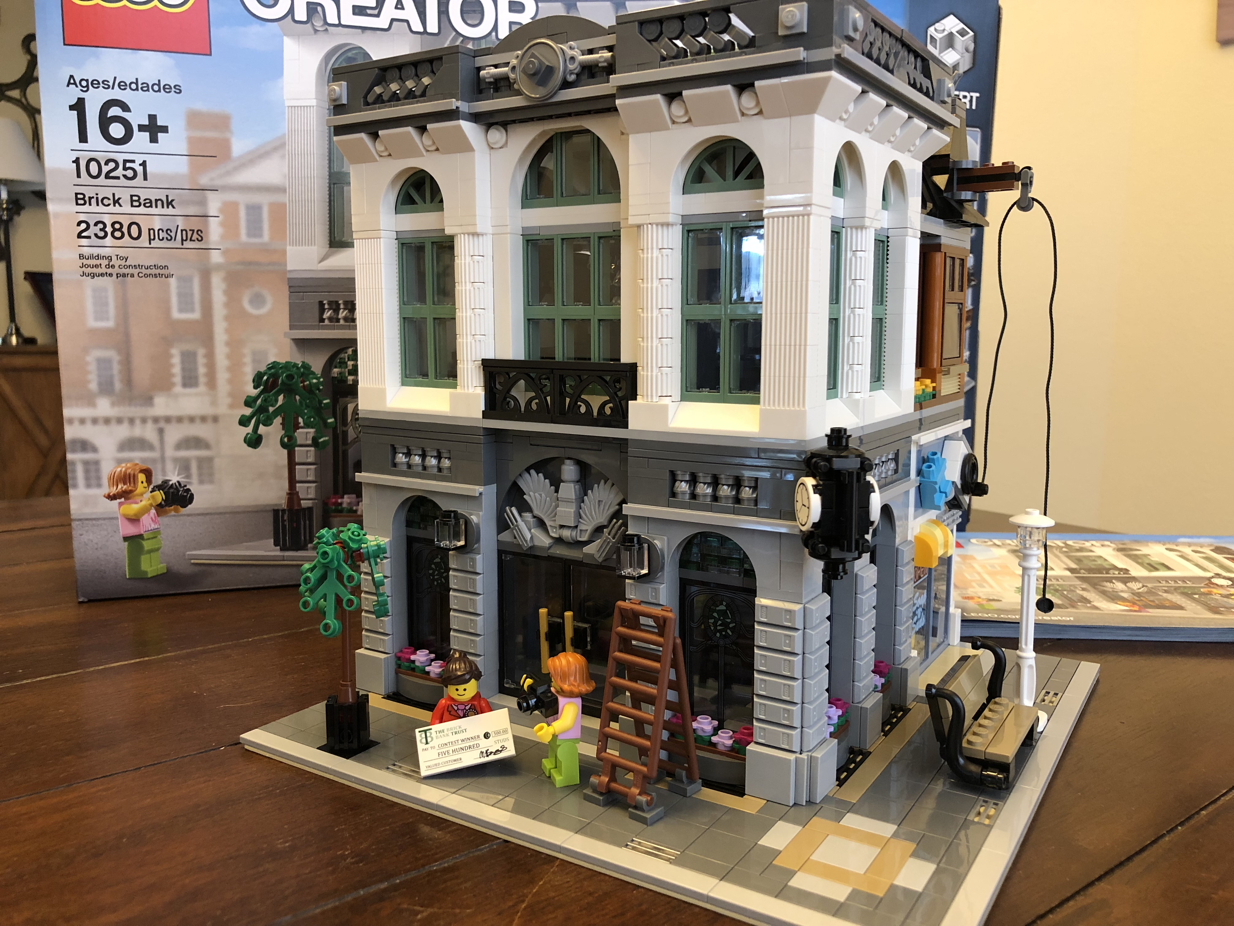 Creator Expert Brick Bank Lego 10251 Lepin 15001 Alibricks